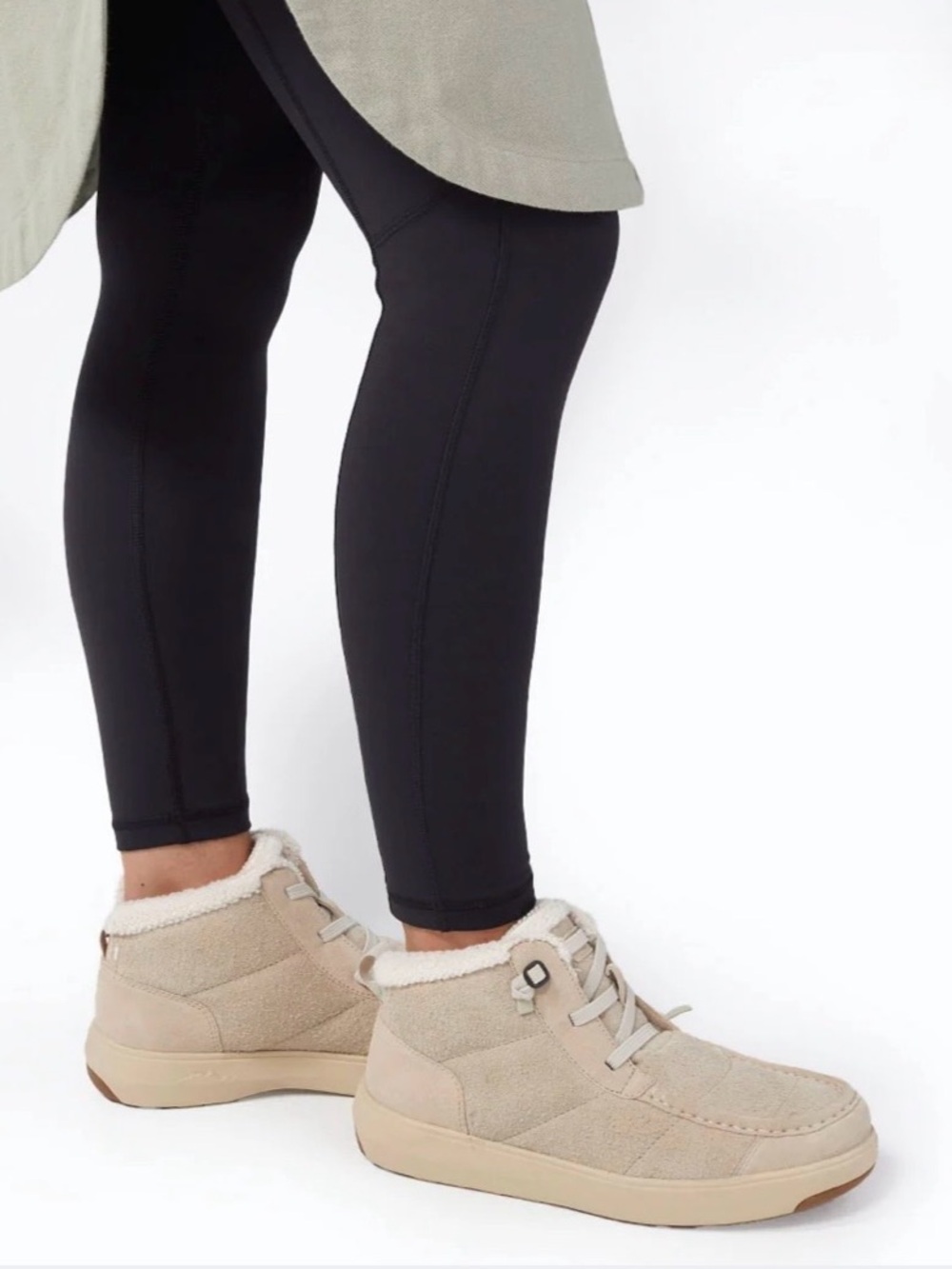 Stio Colter Suede Chukka Boots